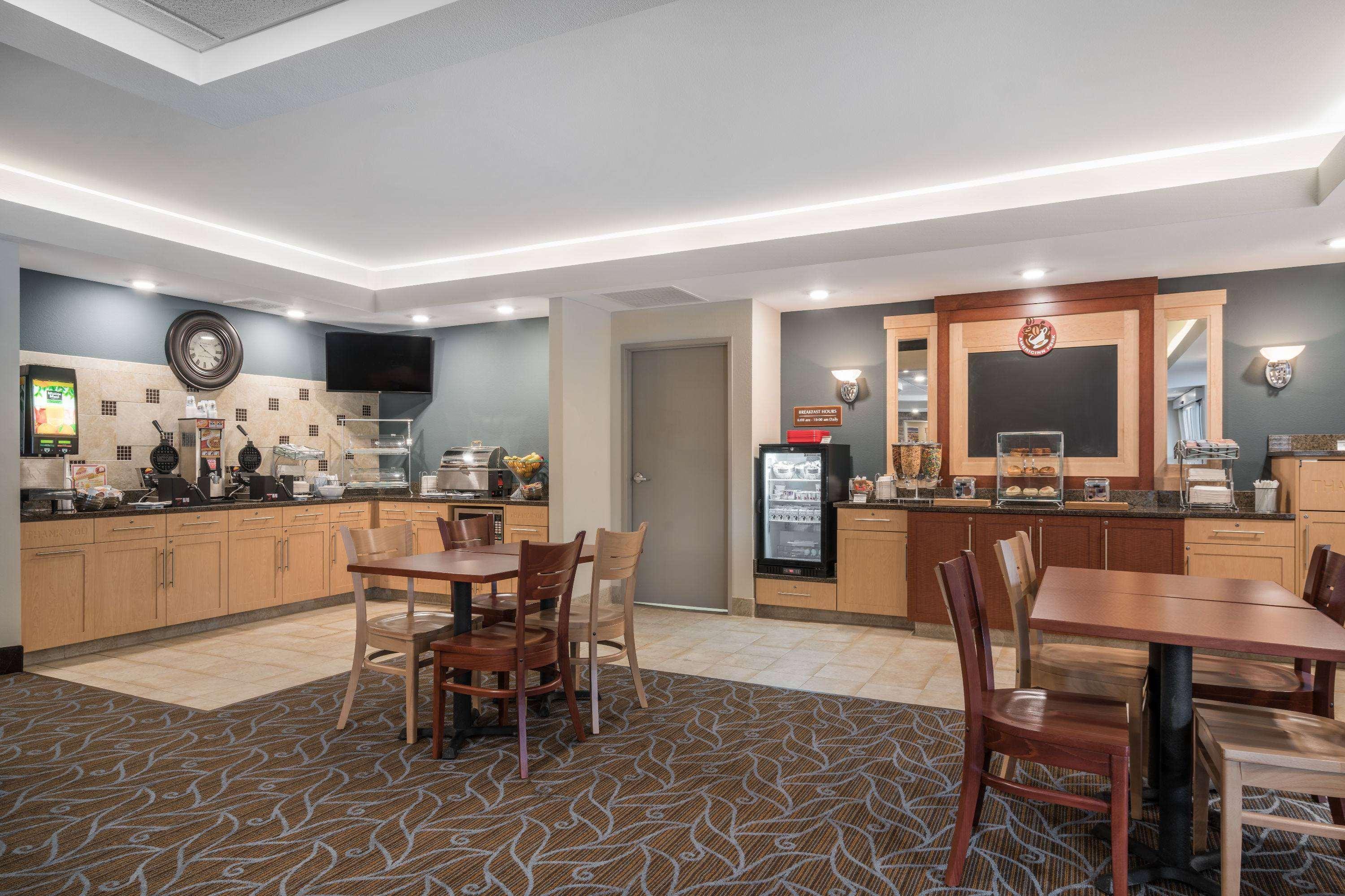 Americinn By Wyndham Winona Esterno foto